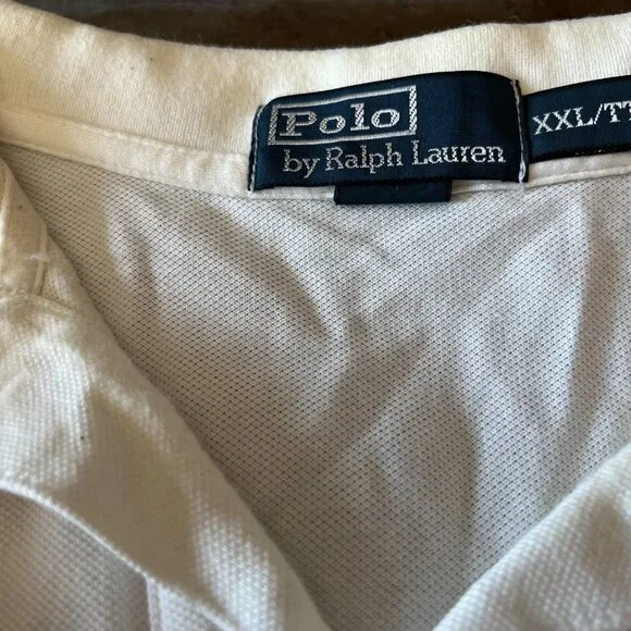 Polo white top 2xl - Picture 3 of 3